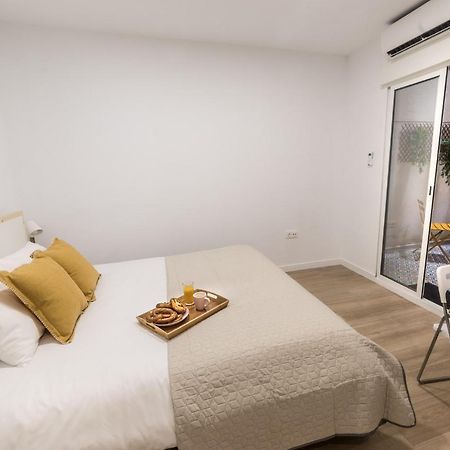 Moonkey - Apto. Albéniz, con acogedor patio Alicante Esterno foto